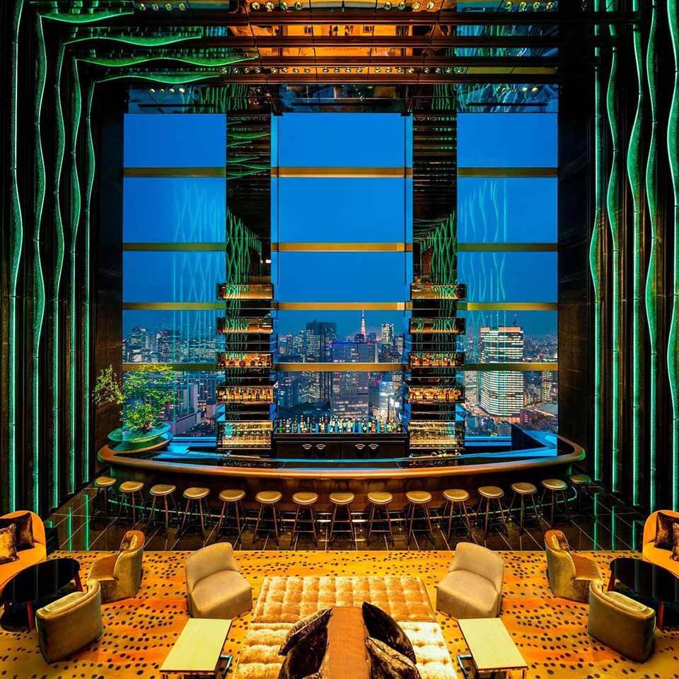 ラグジュアリーカード　ラウンジアワー